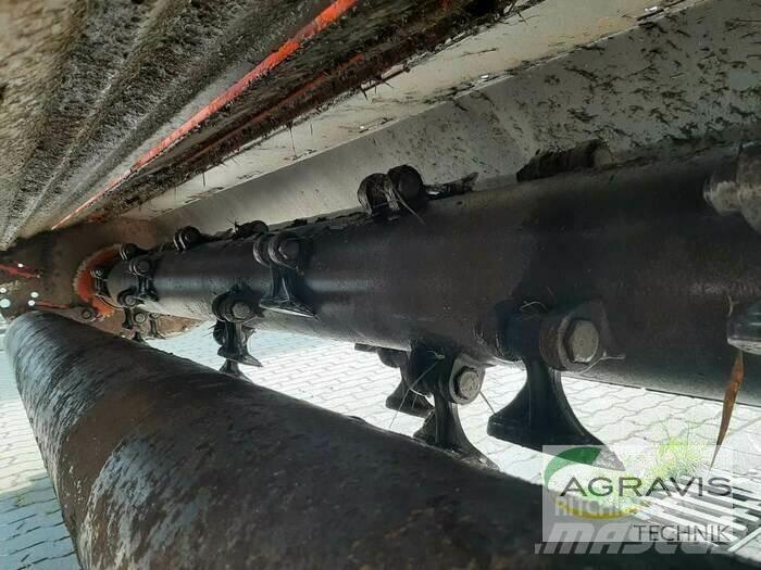 Kuhn BP 8300 Puulõikurid ja halumasinad