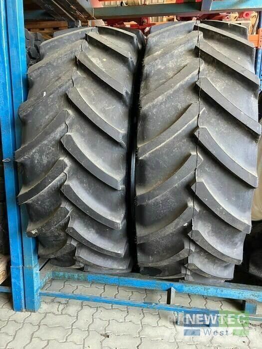 Mitas KR 650/65R42 Rehvid, rattad ja veljed