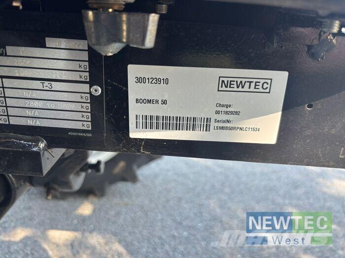 New Holland BOOMER 50 Traktorid