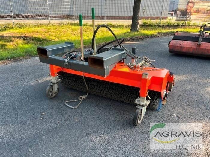 Tuchel ECO 520 Tänavapuhastusmasinad