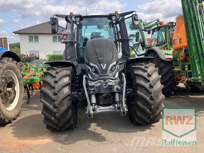 Valtra Q305 Traktorid