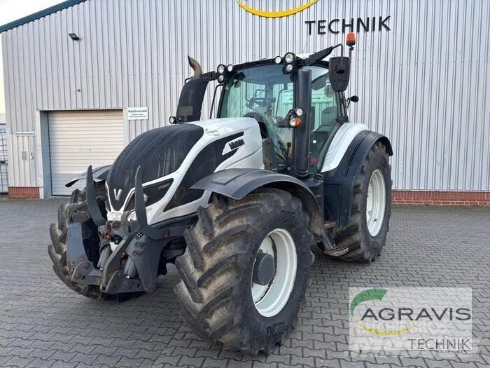 Valtra T 214 D Traktorid