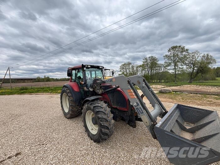 Valtra T130 Traktorid