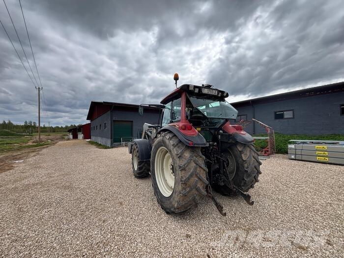 Valtra T130 Traktorid