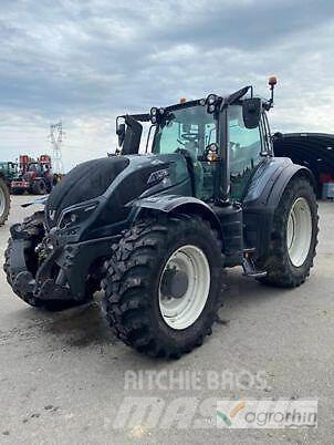 Valtra T234 VERSU Traktorid
