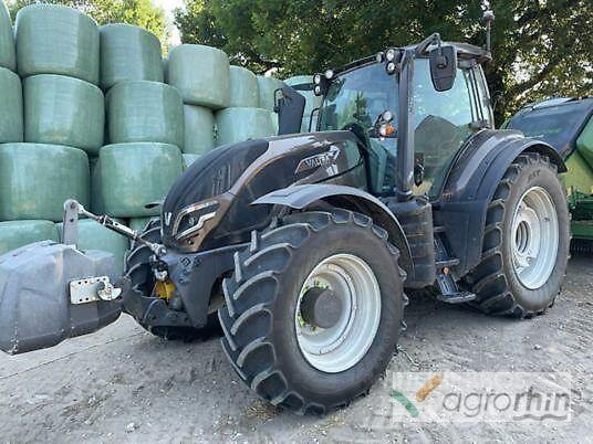 Valtra T235V Traktorid