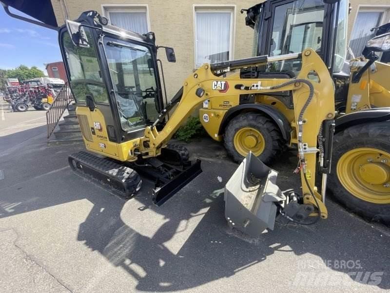 CAT 302CR-05A Miniekskavaatorid < 7 t