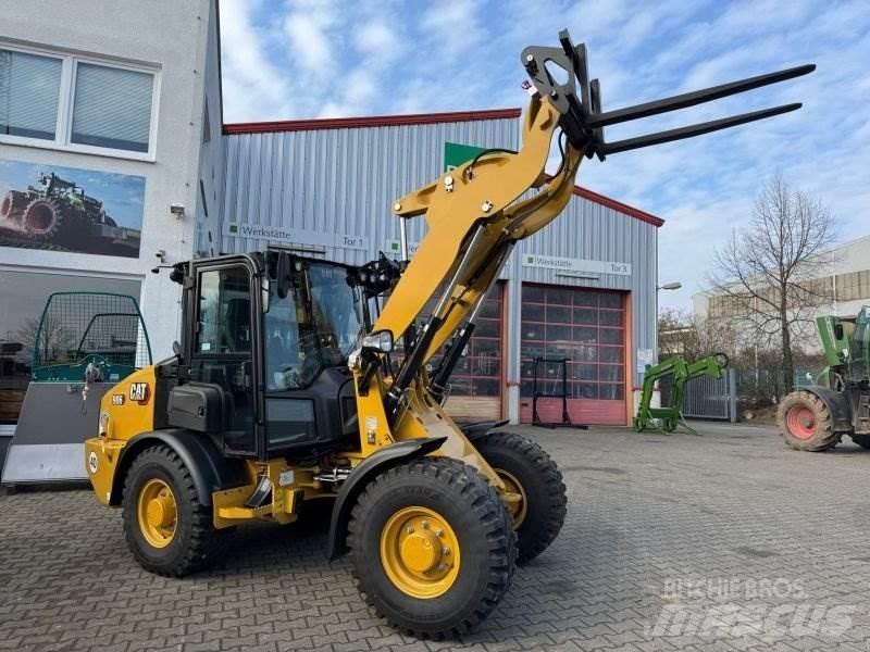 CAT 906-14 Rataslaadurid