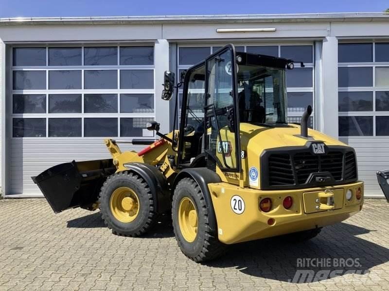 CAT 908-14A Rataslaadurid
