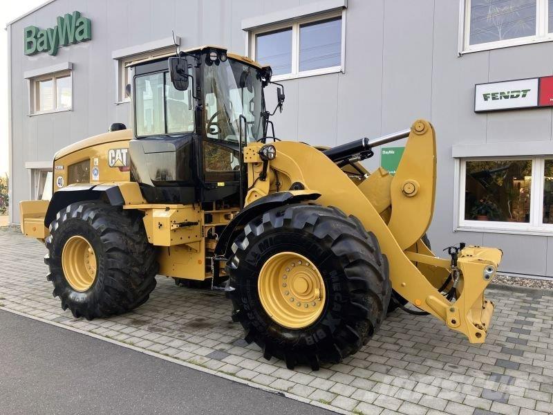 CAT 938M Rataslaadurid