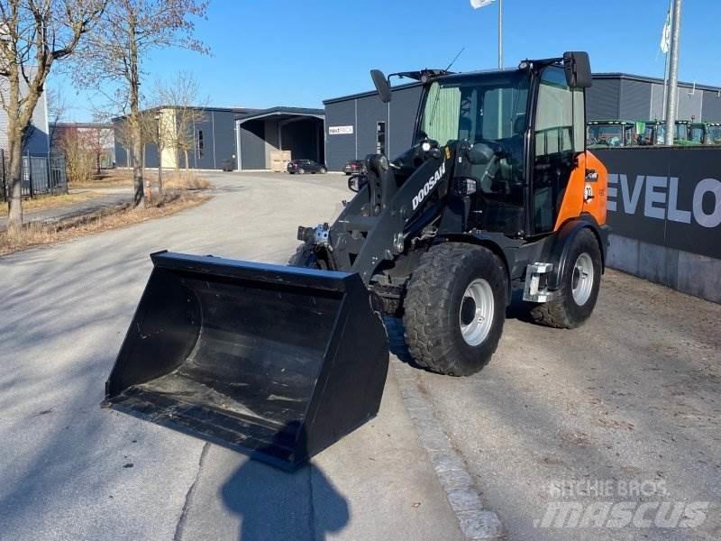 Doosan DL 80-7 Rataslaadurid