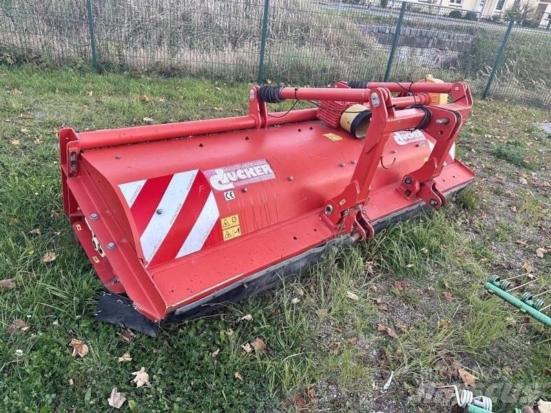 Dücker UM 30 Kompostisegajad