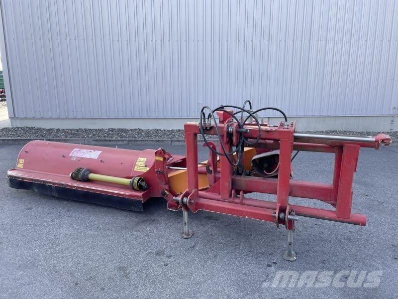 Dücker USM 21 Silokombainid