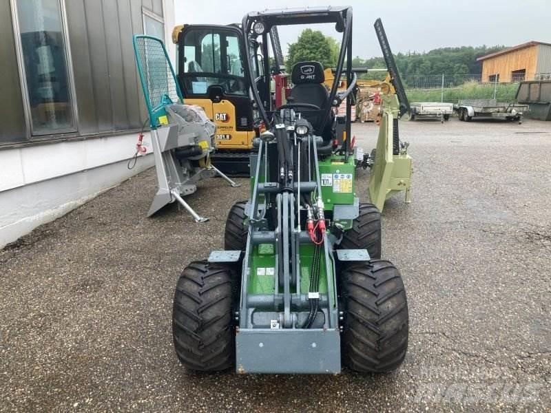 GiANT G1200 Kompaktlaadurid