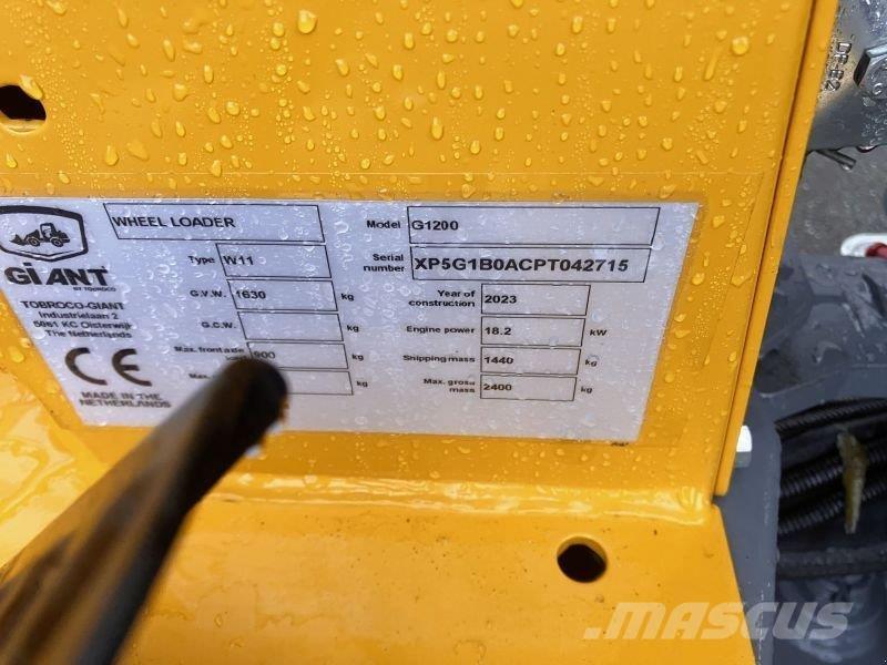 GiANT G1200 Kompaktlaadurid