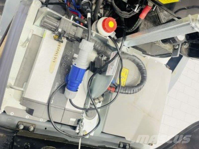 GiANT G2200E Kompaktlaadurid