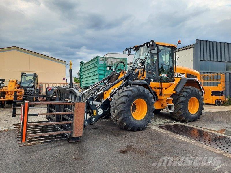JCB 435 S Agri Rataslaadurid