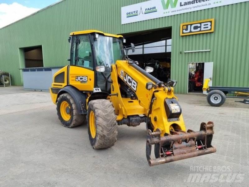 JCB TM 220 Rataslaadurid
