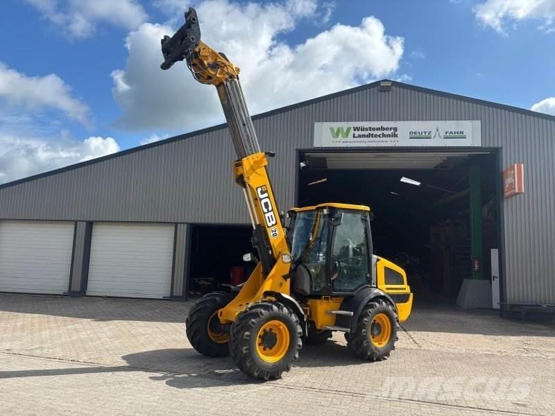 JCB TM 220 Rataslaadurid