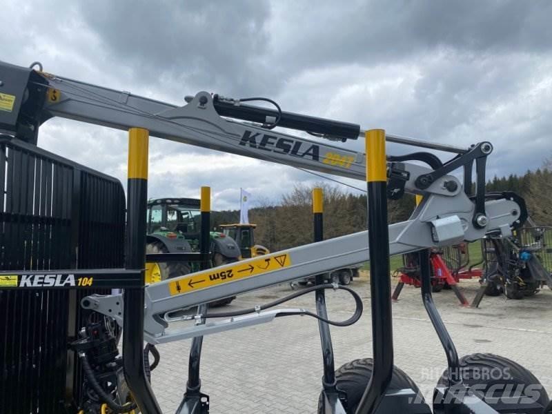 Kesla 104 + 204T Langetustraktorid