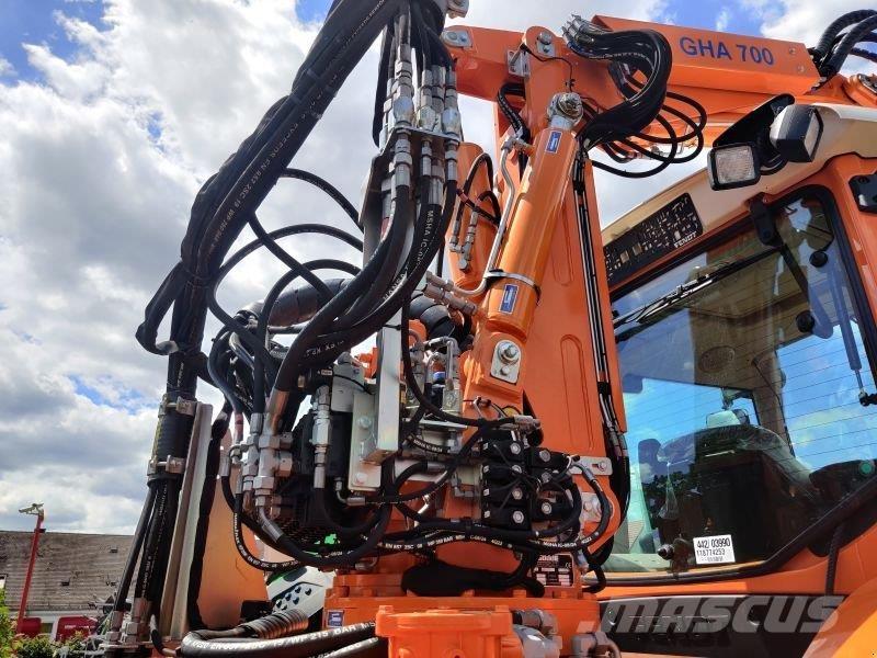 Mulag GHA 700 Esi ja taganiidukid