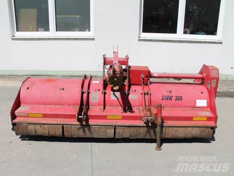 Omarv SHK 300 Silokombainid