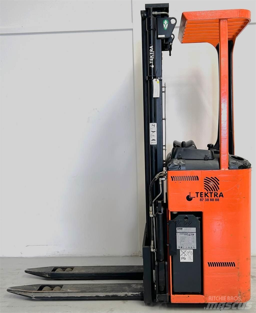 Rocla SST 12 TREV Platvormiga virnastajad