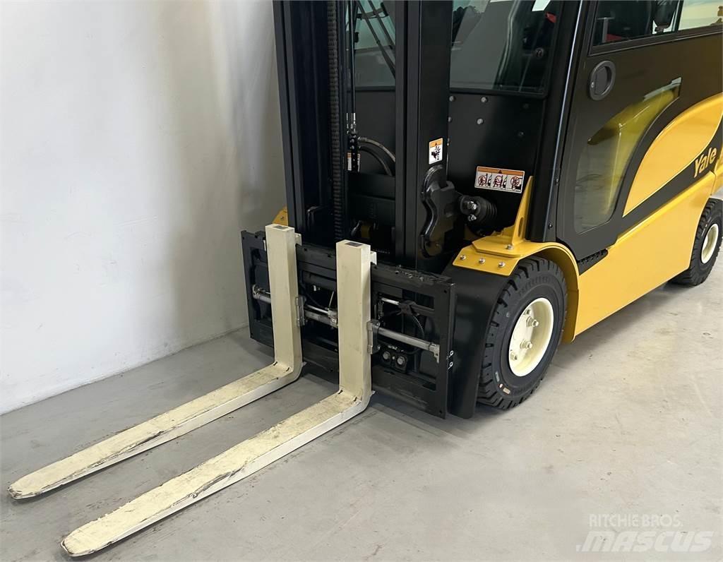 Yale ERP30VL (LWB) Elektritõstukid