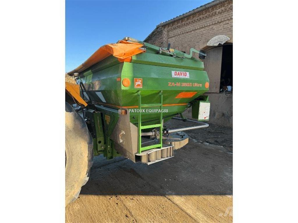 Amazone ZAM ULTRA Mineraalväetise laoturid