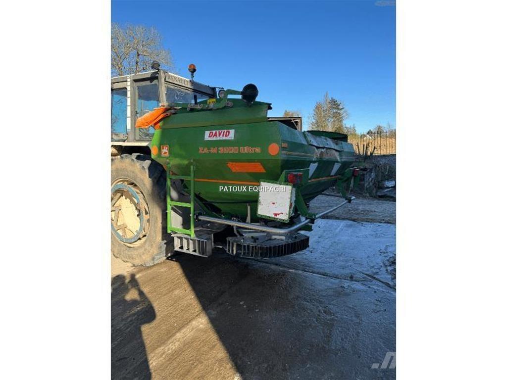 Amazone ZAM ULTRA Mineraalväetise laoturid
