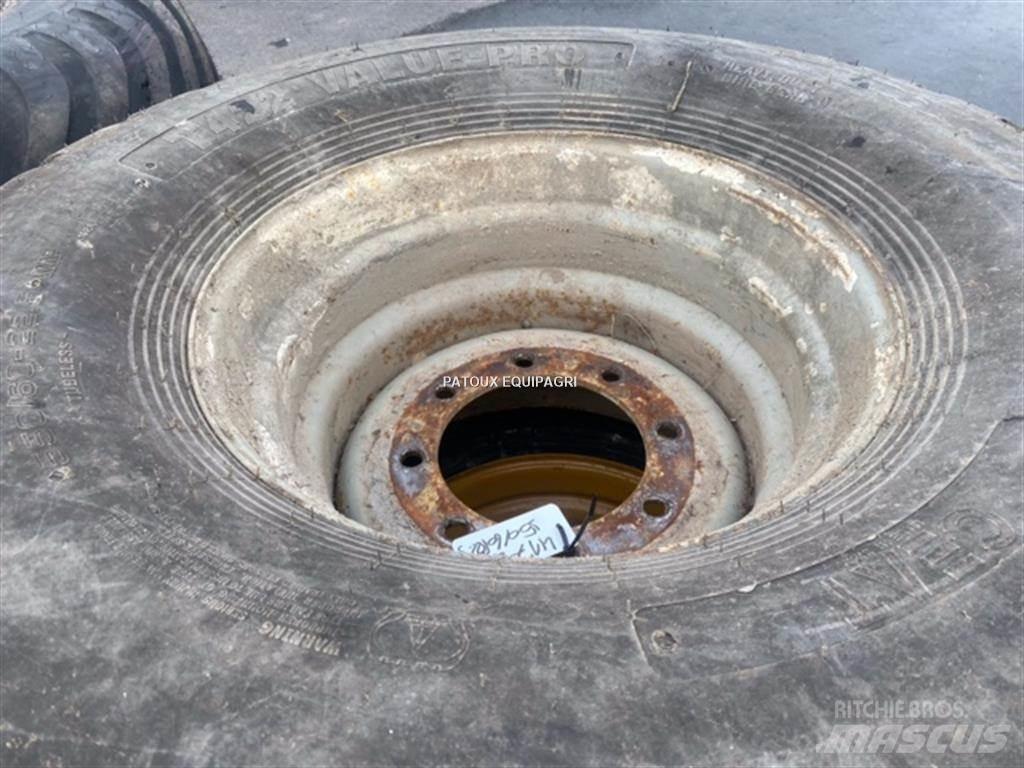 BKT 550/60R22,5 Rehvid, rattad ja veljed