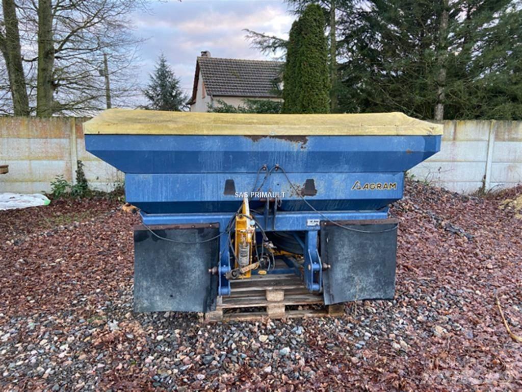 Bogballe Ex 2200 Mineraalväetise laoturid