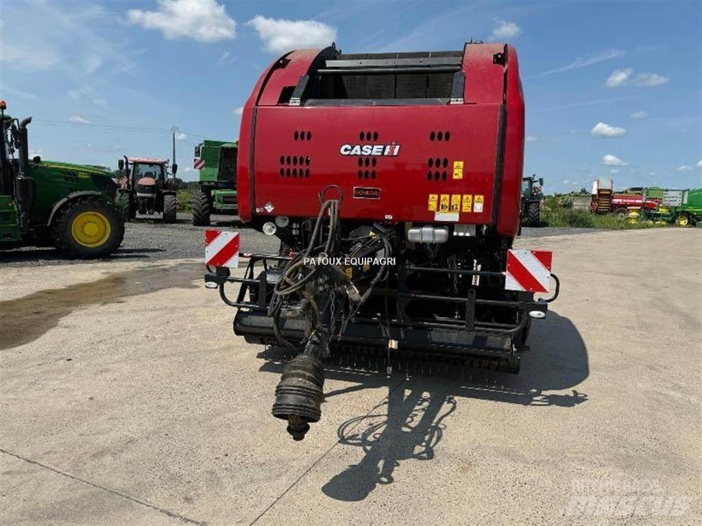 Case IH RB465 Ruloonpressid