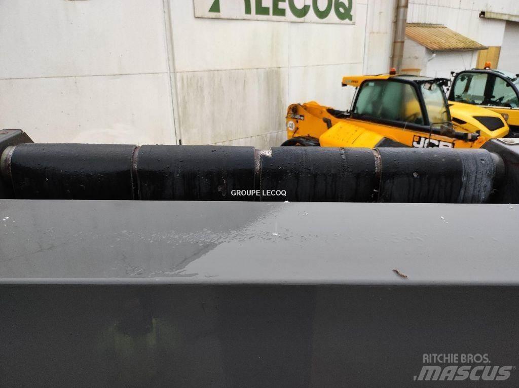 CLAAS Variant 360 Ruloonpressid
