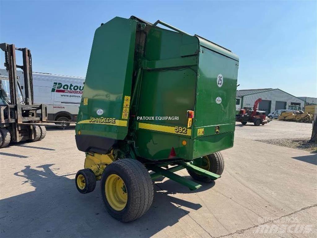 John Deere 592 Ruloonpressid