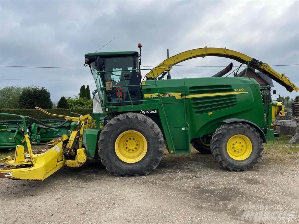 John Deere 7450 Silokombainid