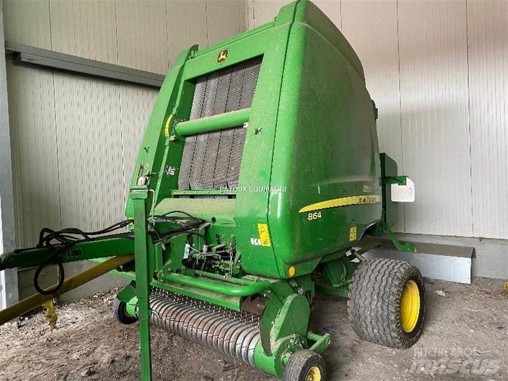John Deere 864 Ruloonpressid