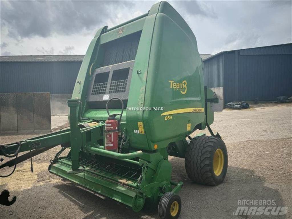 John Deere 864 Ruloonpressid
