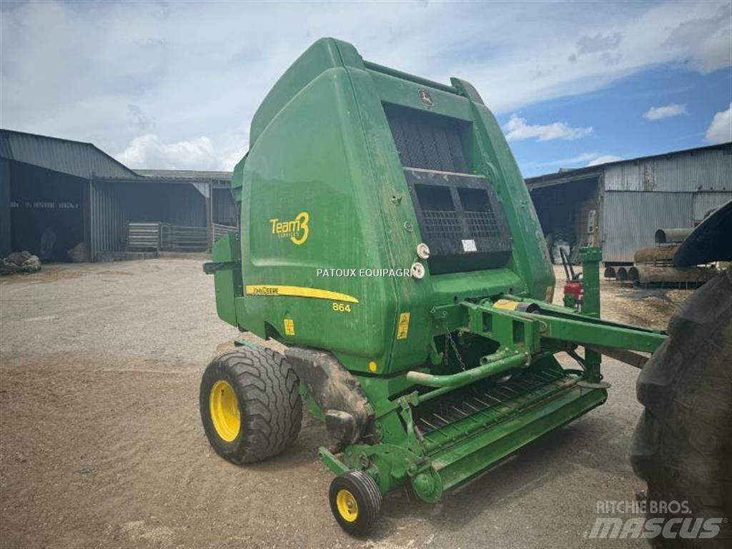 John Deere 864 Ruloonpressid