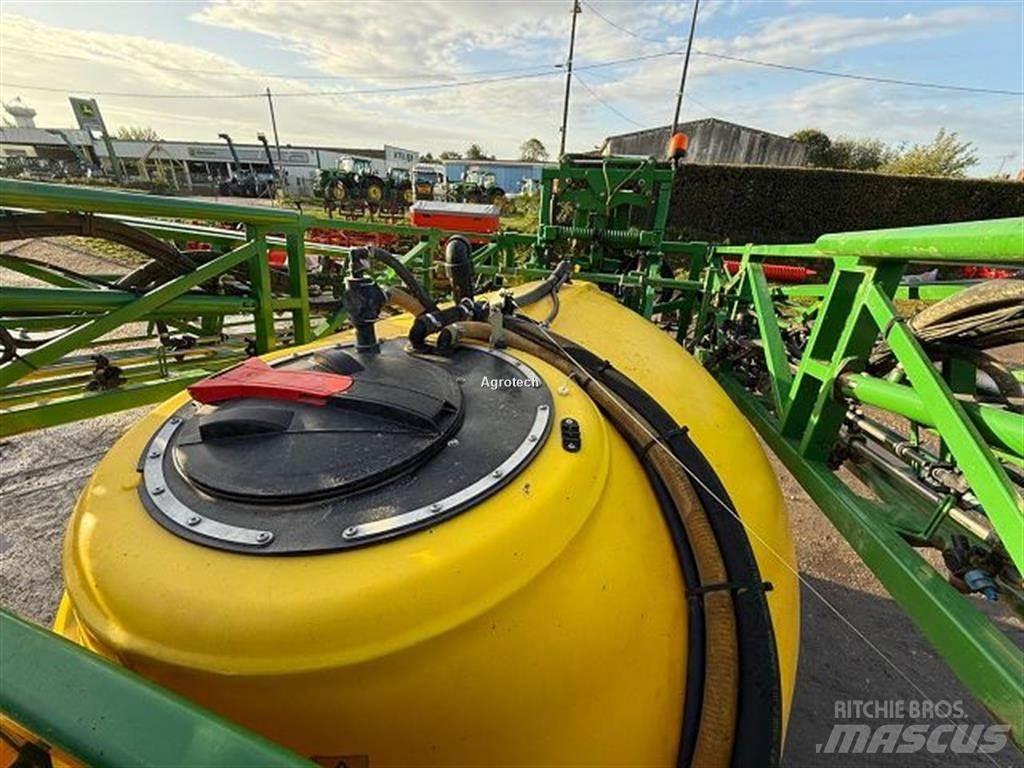 John Deere M740 Haagispritsid