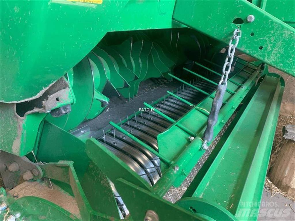 John Deere V461M Ruloonpressid
