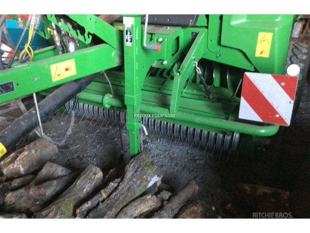 John Deere V461M Ruloonpressid