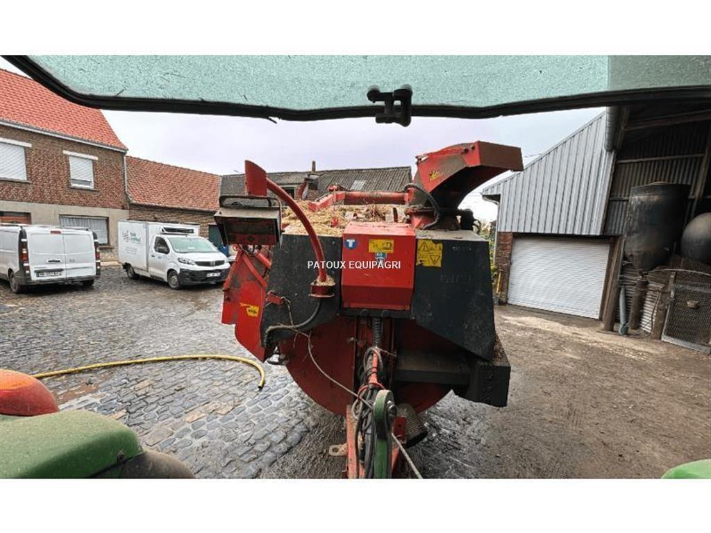 Kuhn ALTOR 5070M Tornhoidlate tühjendusseadmed