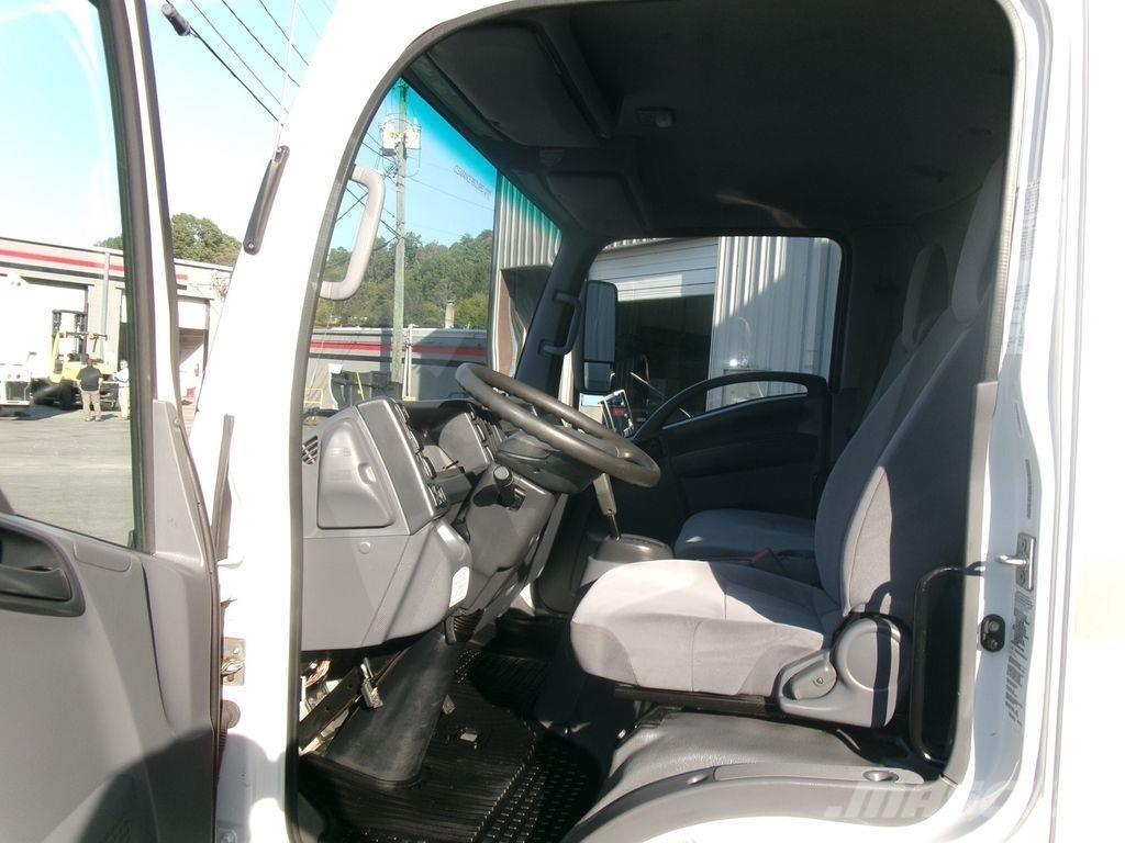 Isuzu NPR Furgoonautod