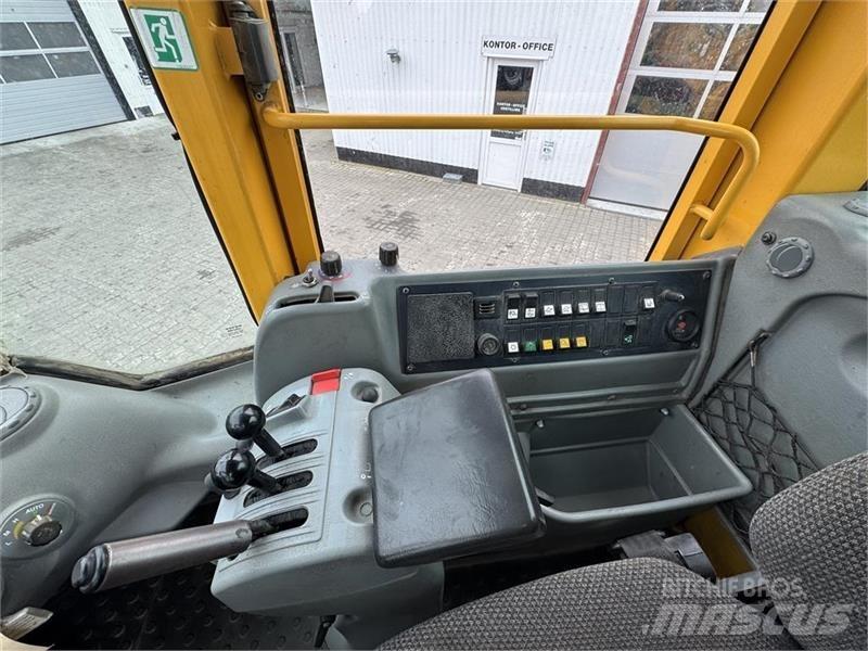 Volvo L 110 E Rataslaadurid