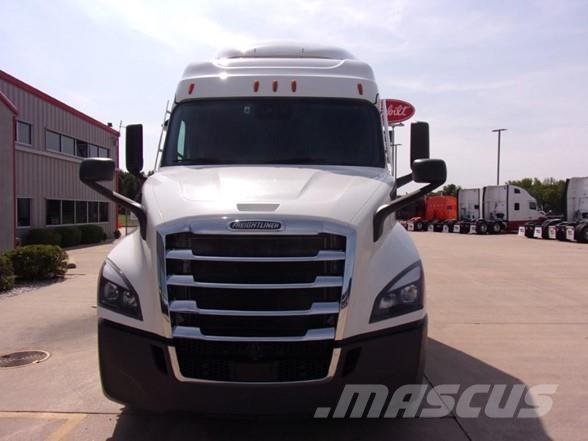 Freightliner CASCADIA 116 Sadulveokid