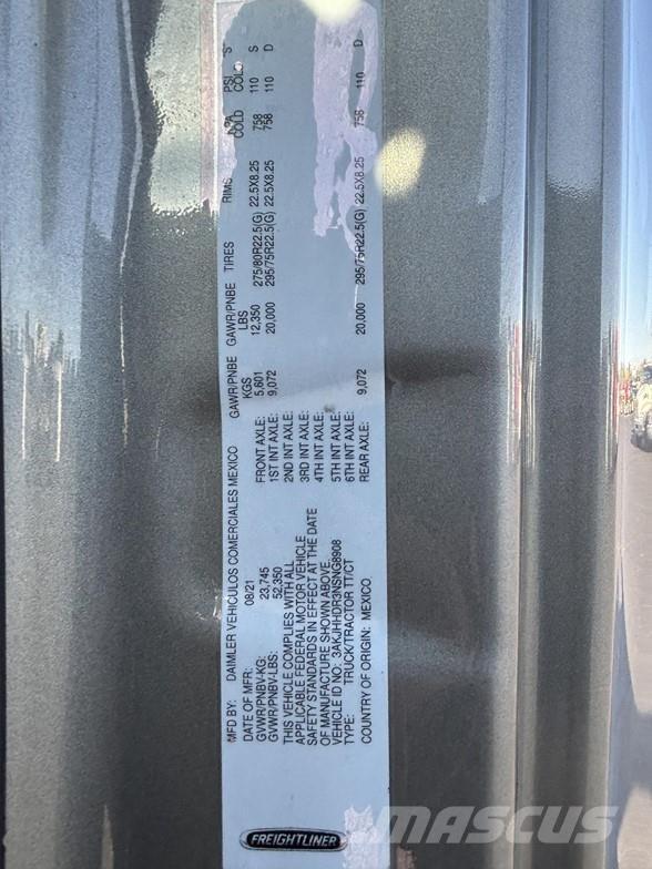 Freightliner CASCADIA 126 Sadulveokid