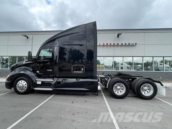 Kenworth T680 Sadulveokid