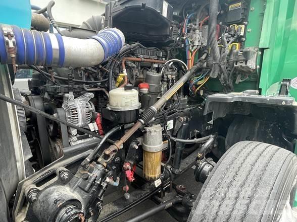 Kenworth T680 Sadulveokid