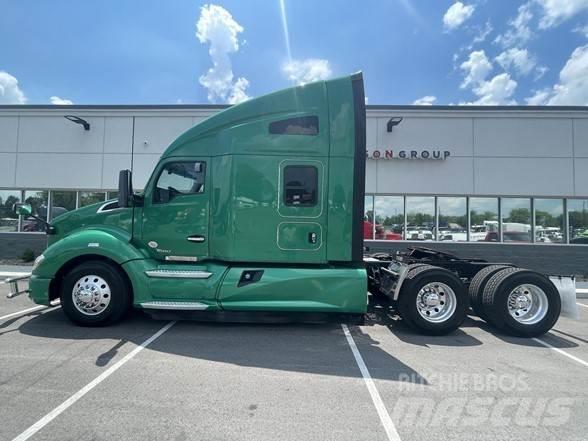 Kenworth T680 Sadulveokid